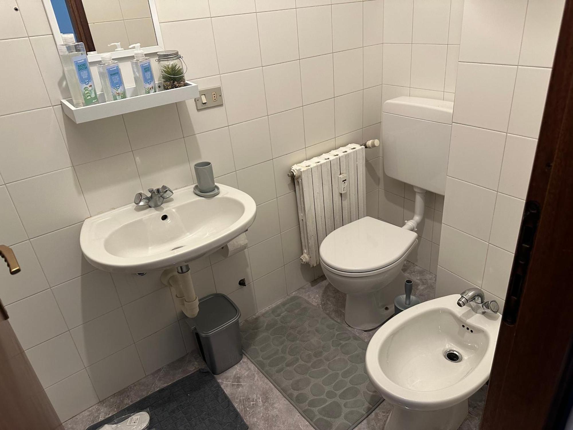 Flat In City Centre Tirano - 10 Minutes From Bernina Express Leilighet Eksteriør bilde